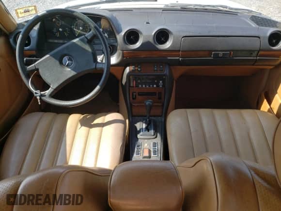 1980 Mercedes-Benz 300 с VIN 12319012019843, выставлен на аукционе Copart как лот 66558265 с пробегом 116 912 миль миль и Чистый • Clean title. История ставок и продаж доступна на DreamBid. Изображение 8.