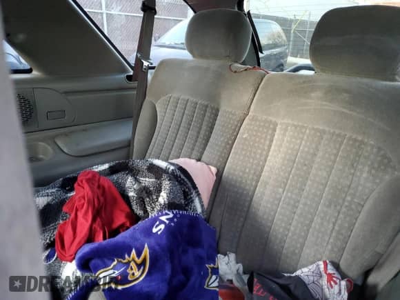 2001 Chevrolet Blazer LS z VIN 1GNCT18W91K121058, wystawiony jako Copart lot #42345925 z przebiegiem Nie podano mil oraz Szkoda całkowita • Salvage title. Historia ofert i sprzedaży dostępna na DreamBid. Obrazek 11.