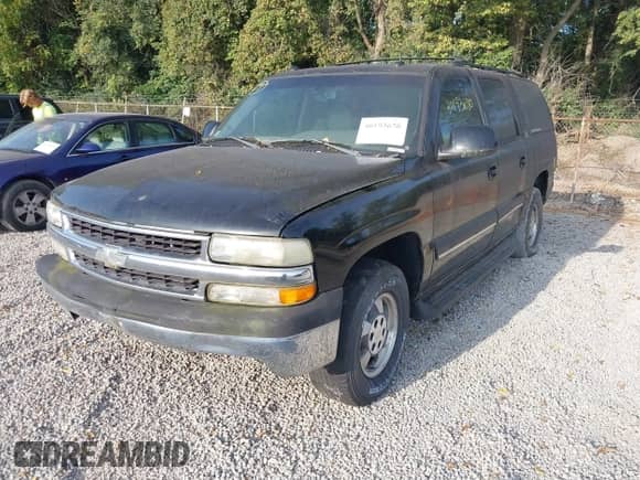 2003 Chevrolet Suburban LT с VIN 1GNEC16Z13J216552, выставлен на аукционе IAAI как лот 40193670 с пробегом 235 840 миль миль и . История ставок и продаж доступна на DreamBid. Изображение 2.