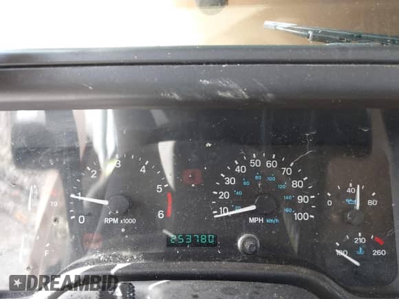 1999 Jeep Wrangler Sahara with VIN 1J4FY49S3XP407594, listed as a IAAI auction lot 42369363 with 253,780 mi miles and . Bid and sale history available at DreamBid. Image 7.