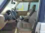 2000 Land Rover Discovery Cloth with VIN SALTY1542YA259983, listed as a Copart auction lot 63619415 with 168,962 mi miles and Clean title. Bid and sale history available at DreamBid. Image 7.