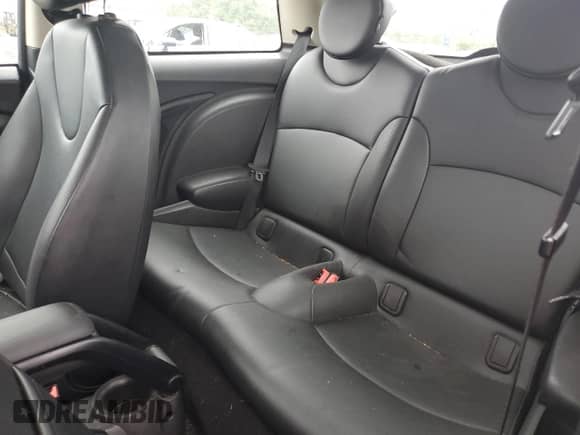 2013 MINI Hardtop with VIN WMWSU3C55DT546767, listed as a Copart auction lot 61287115 with 181,711 mi miles and Clean title. Bid and sale history available at DreamBid. Image 11.