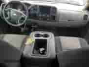 2008 Chevrolet Silverado 1500 LS с VIN 2GCEC13C281120276, выставлен на аукционе Copart как лот 81908395 с пробегом 195 512 миль миль и Списание • Salvage title. История ставок и продаж доступна на DreamBid. Изображение 8.