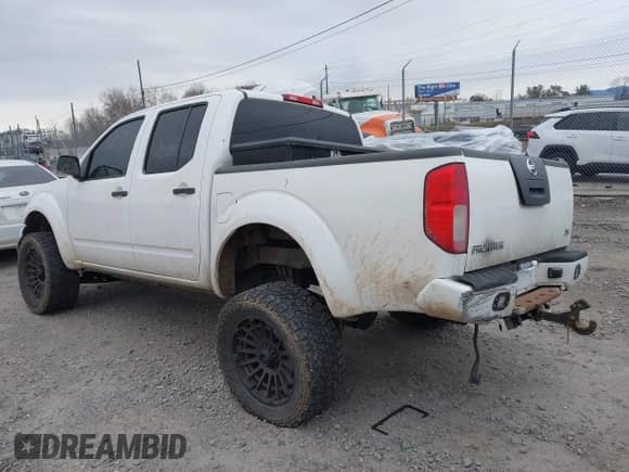2006 Nissan Frontier SE with VIN 1N6AD07U36C461733, listed as a IAAI auction lot 41750473 with 157,767 mi miles and . Bid and sale history available at DreamBid. Image 3.