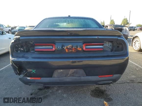 2018 Dodge Challenger SXT с VIN 2C3CDZAGXJH271571, выставлен на аукционе Copart как лот 86409065 с пробегом 45 808 миль миль и Списание • Salvage title. История ставок и продаж доступна на DreamBid. Изображение 6.