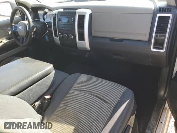 2009 Dodge 1500 SLT с VIN 1D3HB16P89J503717, выставлен на аукционе Copart как лот 72708244 с пробегом 209 208 миль миль и Списание • Salvage title. История ставок и продаж доступна на DreamBid. Изображение 8.