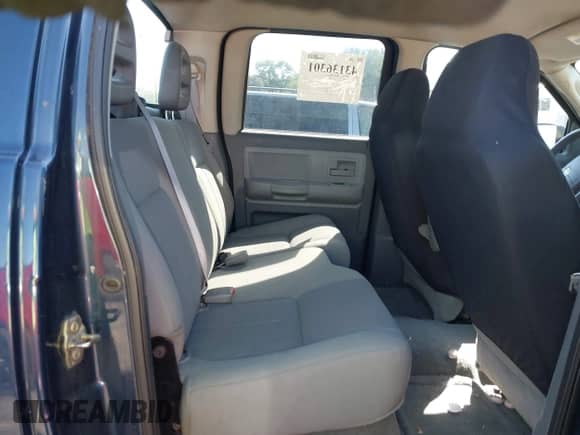 2006 Dodge Dakota ST with VIN 1D7HW28K36S565395, listed as a IAAI auction lot 43136301 with 178,410 mi miles and . Bid and sale history available at DreamBid. Image 8.