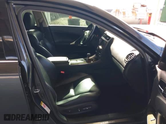 2010 Lexus IS 250 z VIN JTHCF5C26A5041855, wystawiony jako IAAI lot #43061275 z przebiegiem 165 651 mil mil oraz . Historia ofert i sprzedaży dostępna na DreamBid. Obrazek 5.