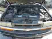2000 Chevrolet S-10 LS z VIN 1GCDT19WXY8137627, wystawiony jako Copart lot #69748865 z przebiegiem 126 588 mil mil oraz Szkoda całkowita • Salvage title. Historia ofert i sprzedaży dostępna na DreamBid. Obrazek 11.