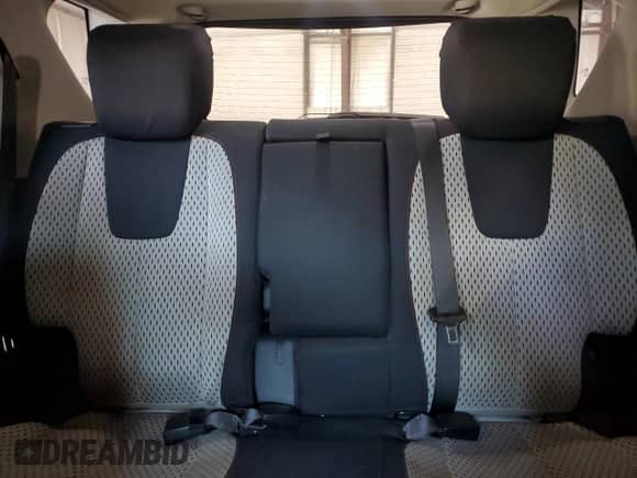 2011 Chevrolet Equinox LS with VIN 2CNFLCEC5B6440324, listed as a Copart auction lot 80663115 with 170,195 mi miles and Salvage title. Bid and sale history available at DreamBid. Image 10.