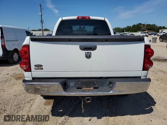 2008 Dodge 1500 SLT с VIN 1D7HU18N38S580931, выставлен на аукционе Copart как лот 70883825 с пробегом 312 270 миль миль и Чистый • Clean title. История ставок и продаж доступна на DreamBid. Изображение 6.