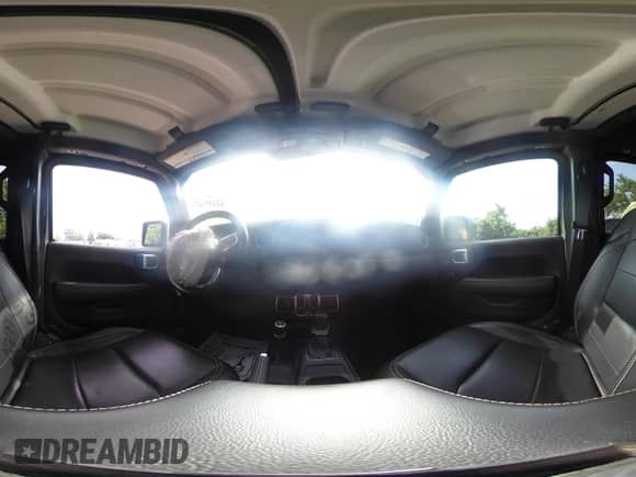 2022 Jeep Wrangler Unlimited Sahara с VIN 1C4HJXEN2NW239826, выставлен на аукционе IAAI как лот 42497327 с пробегом 36 754 миль миль и . История ставок и продаж доступна на DreamBid. Изображение 19.