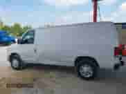 2010 Ford Econoline Cargo Commercial z VIN 1FTNE2EW3ADA33729, wystawiony jako IAAI lot #43037219 z przebiegiem 273 269 mil mil oraz . Historia ofert i sprzedaży dostępna na DreamBid. Obrazek 14.
