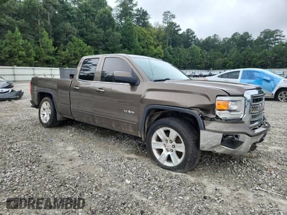 2014 GMC Sierra 1500 SLE with VIN 1GTR1UEC2EZ350019, listed as a Copart auction lot 69960915 with 171,500 mi miles and Salvage title. Bid and sale history available at DreamBid. Image 4.