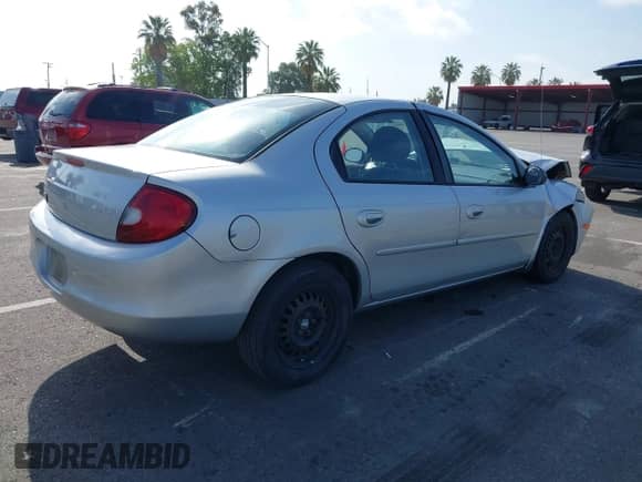 2002 Dodge Neon SE with VIN 1B3AS46C42D563511, listed as a IAAI auction lot 42215964 with 118,783 mi miles and . Bid and sale history available at DreamBid. Image 4.