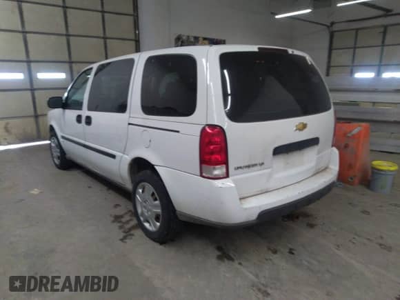 2008 Chevrolet Uplander Cargo с VIN 1GBDV13138D211828, выставлен на аукционе IAAI как лот 41607439 с пробегом 191 224 миль миль и . История ставок и продаж доступна на DreamBid. Изображение 3.