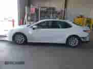 2019 Toyota Camry SE z VIN 4T1B11HK3KU833090, wystawiony jako IAAI lot #43218485 z przebiegiem 78 653 mil mil oraz . Historia ofert i sprzedaży dostępna na DreamBid. Obrazek 14.