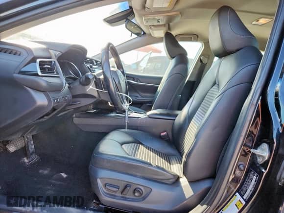 2018 Toyota Camry SE с VIN 4T1B11HK7JU558760, выставлен на аукционе Copart как лот 86340905 с пробегом 304 523 миль миль и Чистый • Clean title. История ставок и продаж доступна на DreamBid. Изображение 7.