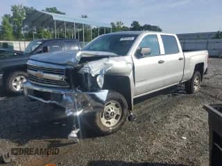 2018 Chevrolet Silverado 2500HD Work Truck с VIN 1GC1KUEG5JF199461, выставлен на аукционе Copart как лот 62990315 с пробегом 154 207 миль миль и Списание • Salvage title. История ставок и продаж доступна на DreamBid. Изображение 1.