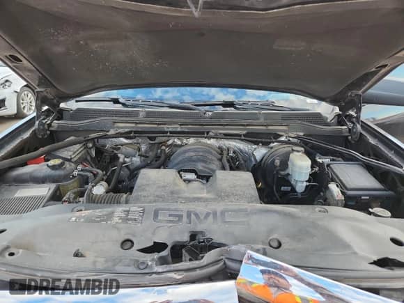 2015 GMC Sierra 1500 with VIN 1GTR1TEH4FZ163372, listed as a Copart auction lot 81244845 with 198,701 mi miles and Salvage title. Bid and sale history available at DreamBid. Image 11.