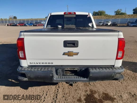 2016 Chevrolet Silverado 1500 LTZ z VIN 3GCUKSEC5GG282720, wystawiony jako Copart lot #86846105 z przebiegiem 104 595 mil mil oraz Szkoda całkowita • Salvage title. Historia ofert i sprzedaży dostępna na DreamBid. Obrazek 6.
