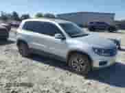 2015 Volkswagen Tiguan S с VIN WVGAV7AX4FW610544, выставлен на аукционе Copart как лот 87063325 с пробегом 215 703 миль миль и Чистый • Clean title. История ставок и продаж доступна на DreamBid. Изображение 4.