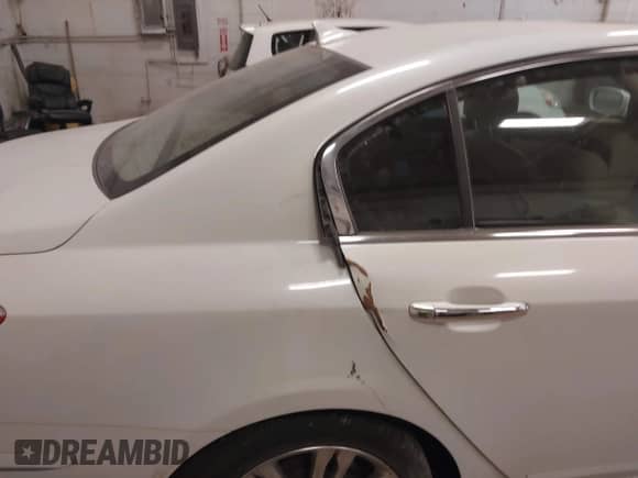 2010 Hyundai Genesis z VIN KMHGC4DEXAU090217, wystawiony jako IAAI lot #42740340 z przebiegiem 279 336 mil mil oraz . Historia ofert i sprzedaży dostępna na DreamBid. Obrazek 6.