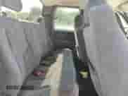 2004 GMC Sierra 1500 SLE z VIN 1GTEK19V44Z328527, wystawiony jako Copart lot #71717325 z przebiegiem Nie podano mil oraz Czysty tytuł • Clean title. Historia ofert i sprzedaży dostępna na DreamBid. Obrazek 10.