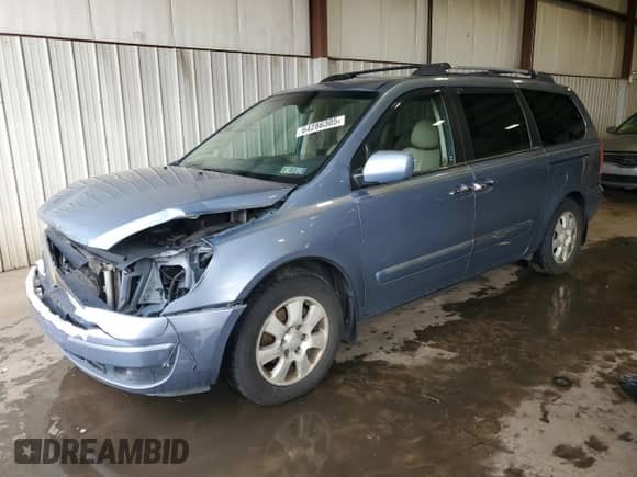 2008 Hyundai Entourage GLS z VIN KNDMC233486054453, wystawiony jako Copart lot #64286305 z przebiegiem 159 649 mil mil oraz Szkoda całkowita • Salvage title. Historia ofert i sprzedaży dostępna na DreamBid. Obrazek 1.