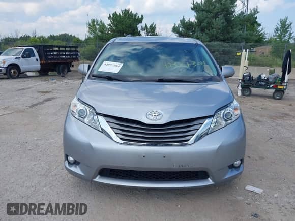 2012 Toyota Sienna XLE AAS with VIN 5TDYK3DC4CS276637, listed as a IAAI auction lot 42977304 with 167,999 mi miles and . Bid and sale history available at DreamBid. Image 12.