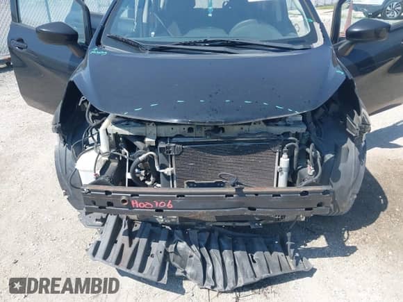 2016 Nissan Note S with VIN 3N1CE2CP9GL373346, listed as a IAAI auction lot 43025387 with 124,098 mi miles and . Bid and sale history available at DreamBid. Image 6.