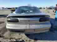 2001 Chevrolet Camaro z VIN 2G1FP22K512108381, wystawiony jako Copart lot #42543195 z przebiegiem 122 380 mil mil oraz Czysty tytuł • Clean title. Historia ofert i sprzedaży dostępna na DreamBid. Obrazek 6.
