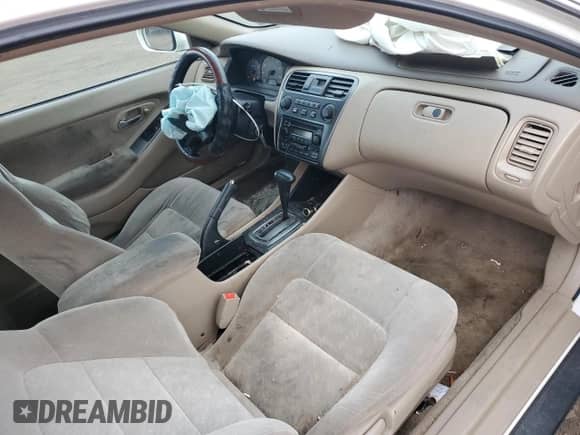 2002 Honda Accord with VIN 1HGCG32242A033235, listed as a Copart auction lot 87837155 with 180,393 mi miles and Salvage title. Bid and sale history available at DreamBid. Image 8.
