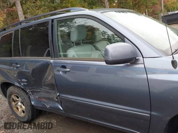 2007 Toyota Highlander Limited z VIN JTEEP21A070216179, wystawiony jako IAAI lot #43445004 z przebiegiem 187 776 mil mil oraz . Historia ofert i sprzedaży dostępna na DreamBid. Obrazek 13.