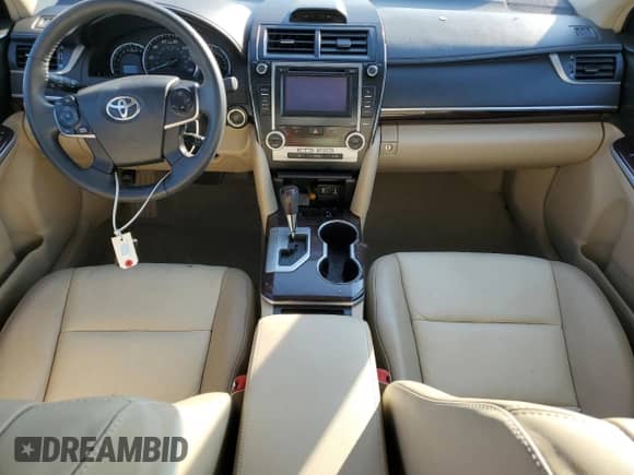 2014 Toyota Camry XLE with VIN 4T1BF1FK7EU741070, listed as a Copart auction lot 83801145 with 47,788 mi miles and Salvage title. Bid and sale history available at DreamBid. Image 8.