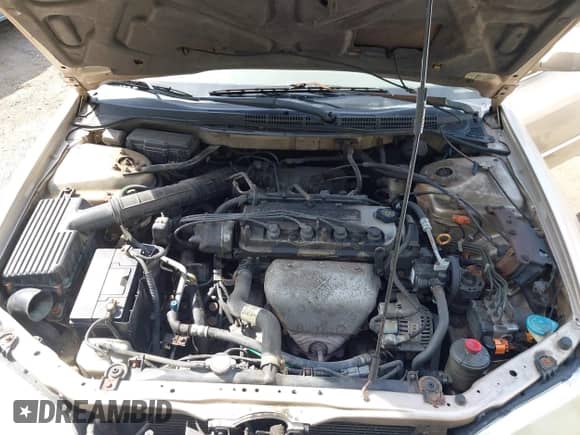 2002 Honda Accord SE z VIN 1HGCG66882A157153, wystawiony jako IAAI lot #43104861 z przebiegiem 354 279 mil mil oraz . Historia ofert i sprzedaży dostępna na DreamBid. Obrazek 10.