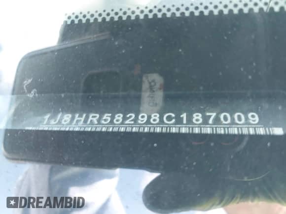 2008 Jeep Grand Cherokee Limited z VIN 1J8HR58298C187009, wystawiony jako IAAI lot #42868827 z przebiegiem 197 227 mil mil oraz . Historia ofert i sprzedaży dostępna na DreamBid. Obrazek 9.