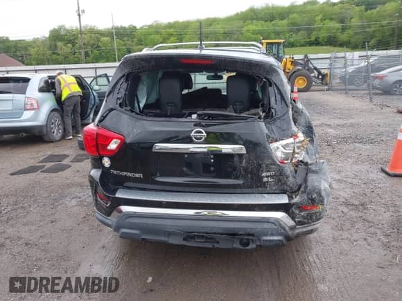 2017 Nissan Pathfinder SV with VIN 5N1DR2MMXHC675442, listed as a IAAI auction lot 42309321 with 48,343 mi miles and . Bid and sale history available at DreamBid. Image 16.