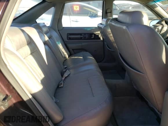 1995 Chevrolet Caprice с VIN 1G1BL52P5SR171342, выставлен на аукционе Copart как лот 79774253 с пробегом 91 529 миль миль и Списание • Salvage title. История ставок и продаж доступна на DreamBid. Изображение 10.