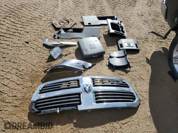 2018 Ram 1500 Big Horn z VIN 1C6RR7LT5JS109353, wystawiony jako Copart lot #80815845 z przebiegiem 109 954 mil mil oraz Szkoda całkowita • Salvage title. Historia ofert i sprzedaży dostępna na DreamBid. Obrazek 12.