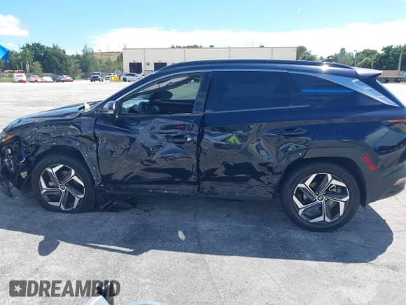 2022 Hyundai Tucson Limited с VIN KM8JECA19NU053421, выставлен на аукционе IAAI как лот 43331105 с пробегом 56 490 миль миль и . История ставок и продаж доступна на DreamBid. Изображение 13.