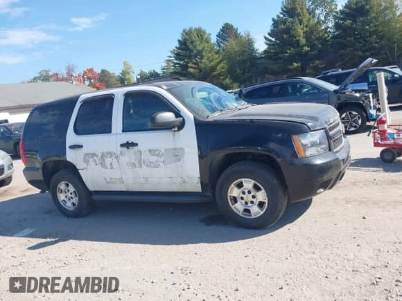 2012 Chevrolet Tahoe Commercial с VIN 1GNSK2E08CR324991, выставлен на аукционе IAAI как лот 43377152 с пробегом 173 714 миль миль и . История ставок и продаж доступна на DreamBid. Изображение 13.