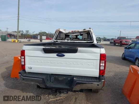2022 Ford F-250 XL with VIN 1FT7W2BT3NEF14970, listed as a IAAI auction lot 43517087 with 34,043 mi miles and . Bid and sale history available at DreamBid. Image 16.