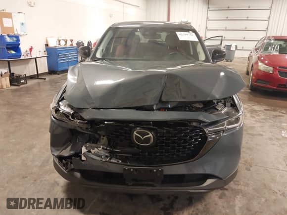 2023 Mazda CX-5 S Carbon Edition z VIN JM3KFBCM1P0238345, wystawiony jako IAAI lot #42799769 z przebiegiem 53 614 mil mil oraz . Historia ofert i sprzedaży dostępna na DreamBid. Obrazek 12.