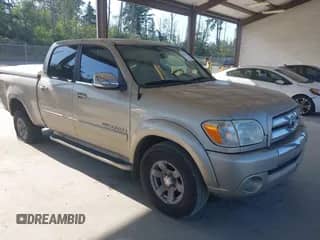 2005 Toyota Tundra SR5 с VIN 5TBET341X5S472916, выставлен на аукционе IAAI как лот 42766789 с пробегом 166 300 миль миль и . История ставок и продаж доступна на DreamBid. Изображение 1.