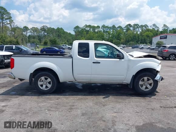 2011 Nissan Frontier SV with VIN 1N6AD0CW5BC422580, listed as a IAAI auction lot 43053114 with 140,087 mi miles and . Bid and sale history available at DreamBid. Image 12.