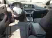 2018 Hyundai Elantra SEL z VIN 5NPD84LF1JH324998, wystawiony jako Copart lot #81449605 z przebiegiem 101 411 mil mil oraz Nie do naprawy • Non repairable. Historia ofert i sprzedaży dostępna na DreamBid. Obrazek 8.