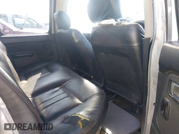 2001 Nissan Frontier with VIN 1N6MD27T91C386609, listed as a IAAI auction lot 42304953 with 125,921 mi miles and . Bid and sale history available at DreamBid. Image 8.