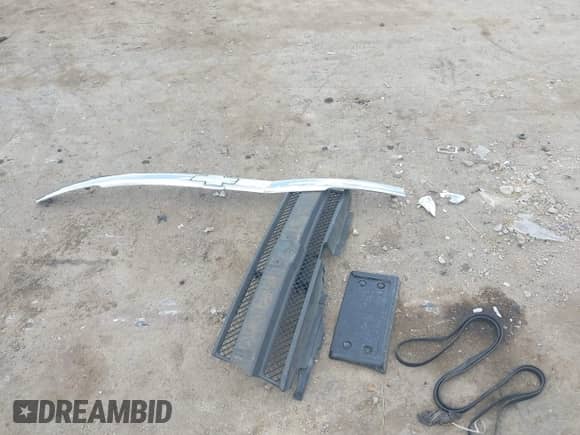 2002 Chevrolet TrailBlazer LS with VIN 1GNDT13S922164101, listed as a IAAI auction lot 43212917 with 285,275 mi miles and . Bid and sale history available at DreamBid. Image 12.