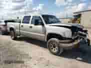 2003 Chevrolet Silverado 1500HD LS с VIN 1GCGC13U53F248630, выставлен на аукционе Copart как лот 56258545 с пробегом 266 483 миль миль и Списание • Salvage title. История ставок и продаж доступна на DreamBid. Изображение 4.